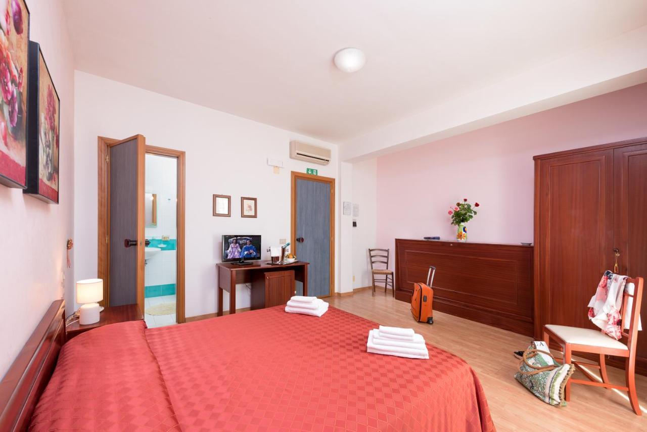 Hotel Halimeda San Vito Lo Capo Exteriör bild