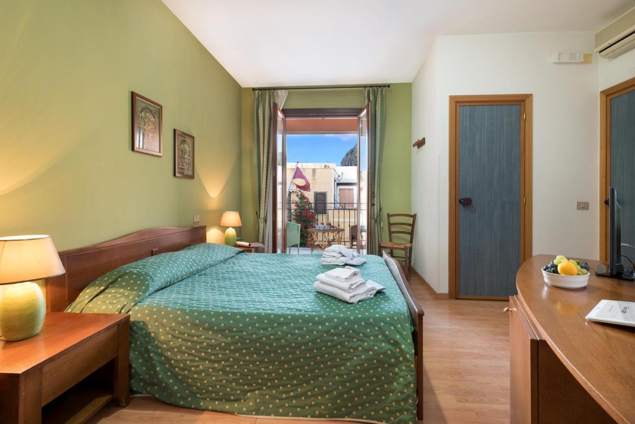 Hotel Halimeda San Vito Lo Capo Exteriör bild